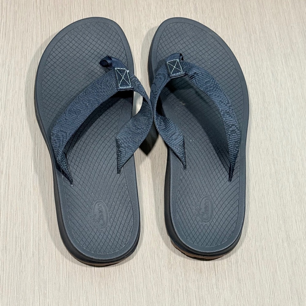 Chaco Chillos Flip Sandals Navy Blue LUVSEAT Arch Support Women's size 7.5